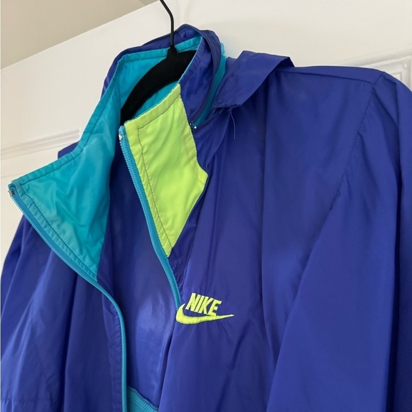 Vintage Nike 90s Windbreaker Activewear Workout Jacket, Excellent Condition - Picture 3 of 8